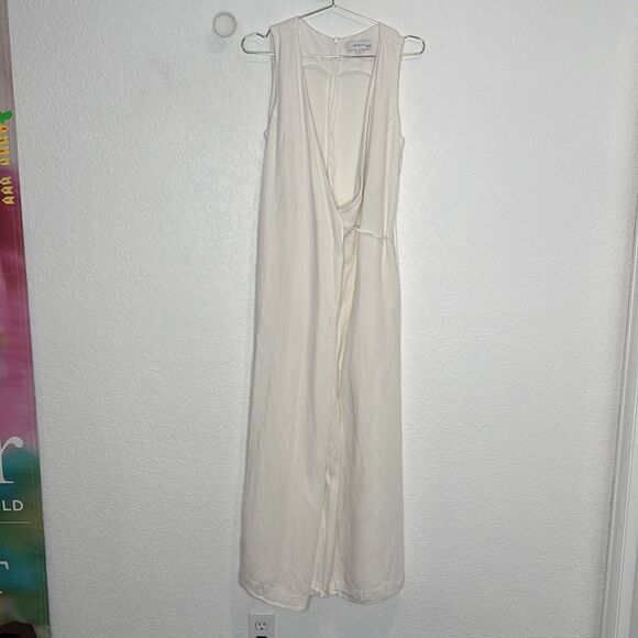 Rosetta Getty Collective | White Apron Linen
Jumpsuit Size 8 - Picture 2 of 16